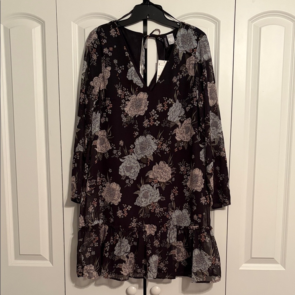 Divided Black Floral Long Sleeve Dress
